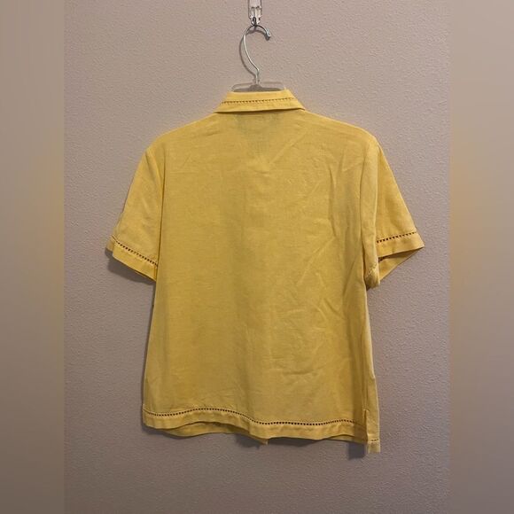 Sag Harbor Light Yellow Top - Picture 2 of 3